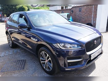 Used Jaguar F-Pace 2017 for sale - 79472007: Photo