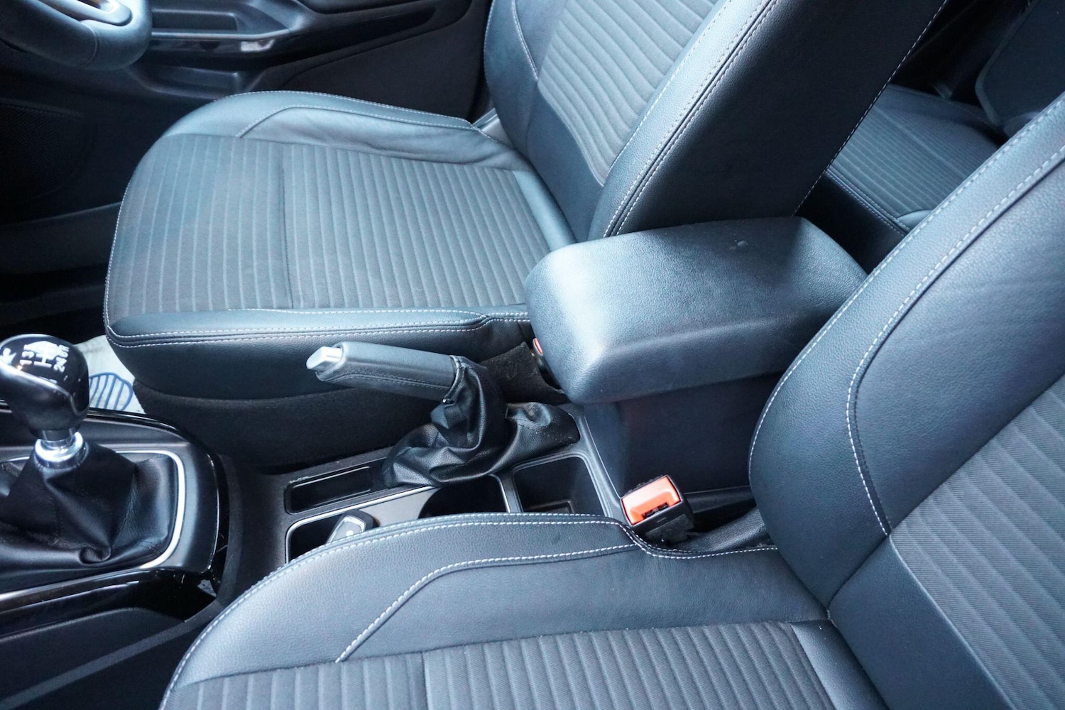 Used Ford Ecosport 2018 for sale - 76926534: Photo 60