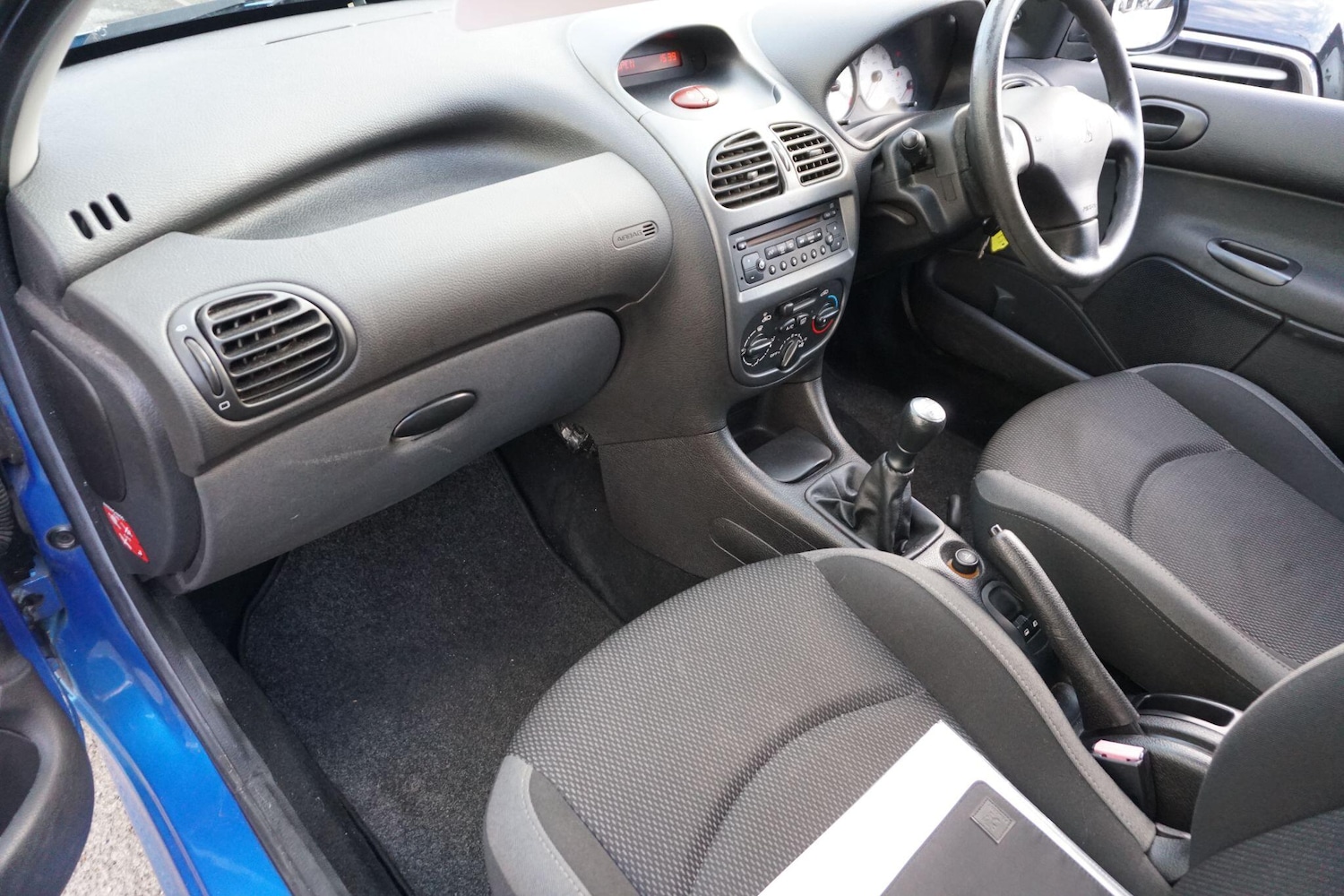 Used Peugeot 206 2009 for sale - 77440575: Photo 12