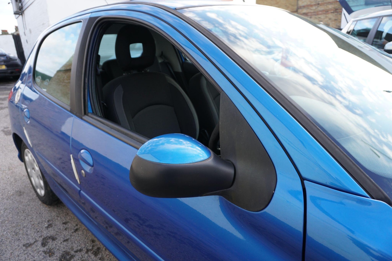 Used Peugeot 206 2009 for sale - 77440575: Photo 27