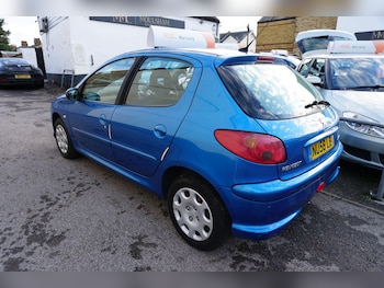 Used Peugeot 206 2009 for sale - 77440575: Photo