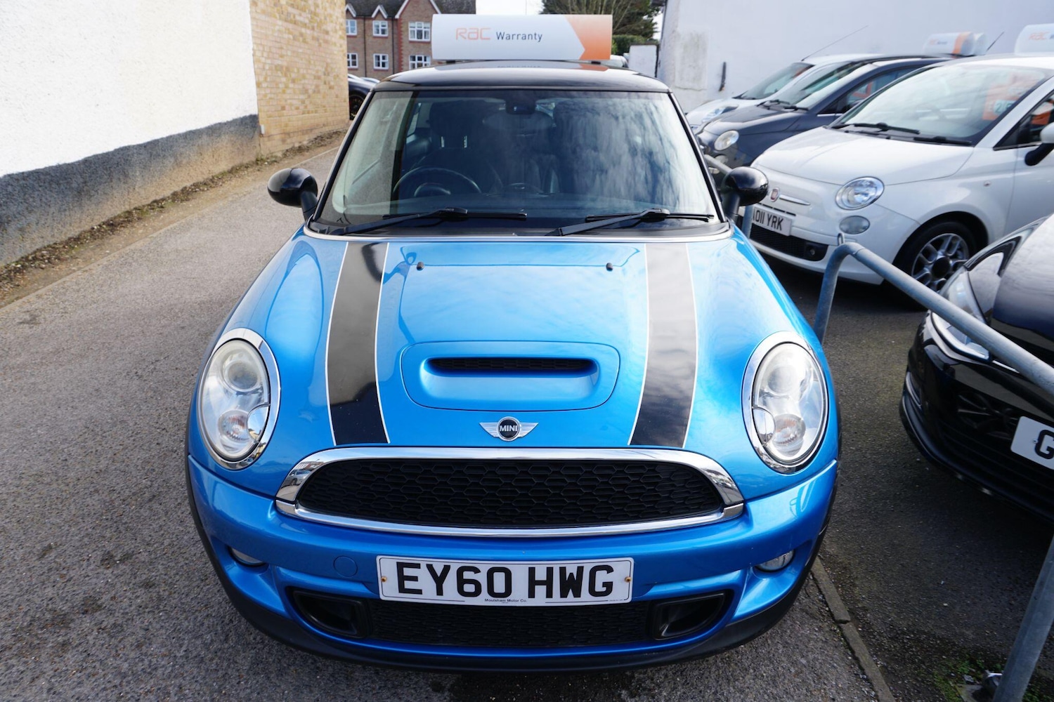 Used MINI Hatch 2010 for sale - 77645884: Photo 2
