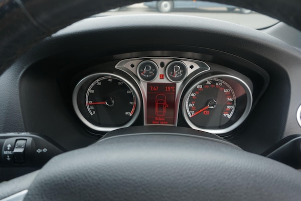 Used Ford Focus 2010 for sale - 75310674: Photo 38