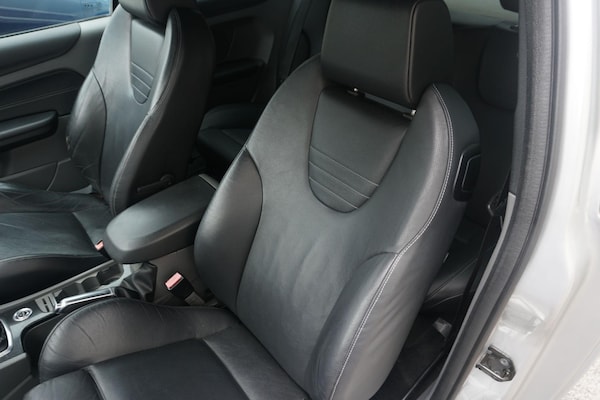 Used Ford Focus 2010 for sale - 75310674: Photo 42