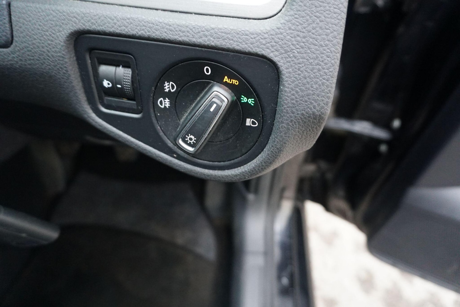 Used Volkswagen Golf 2015 for sale - 77633739: Photo 17