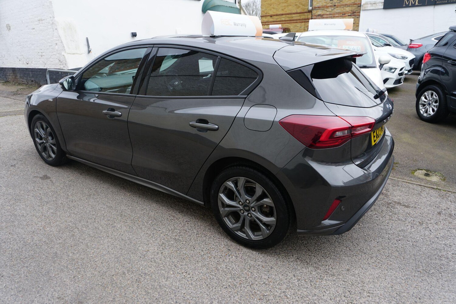 Used Ford Focus 2023 for sale - 77908672: Photo 8