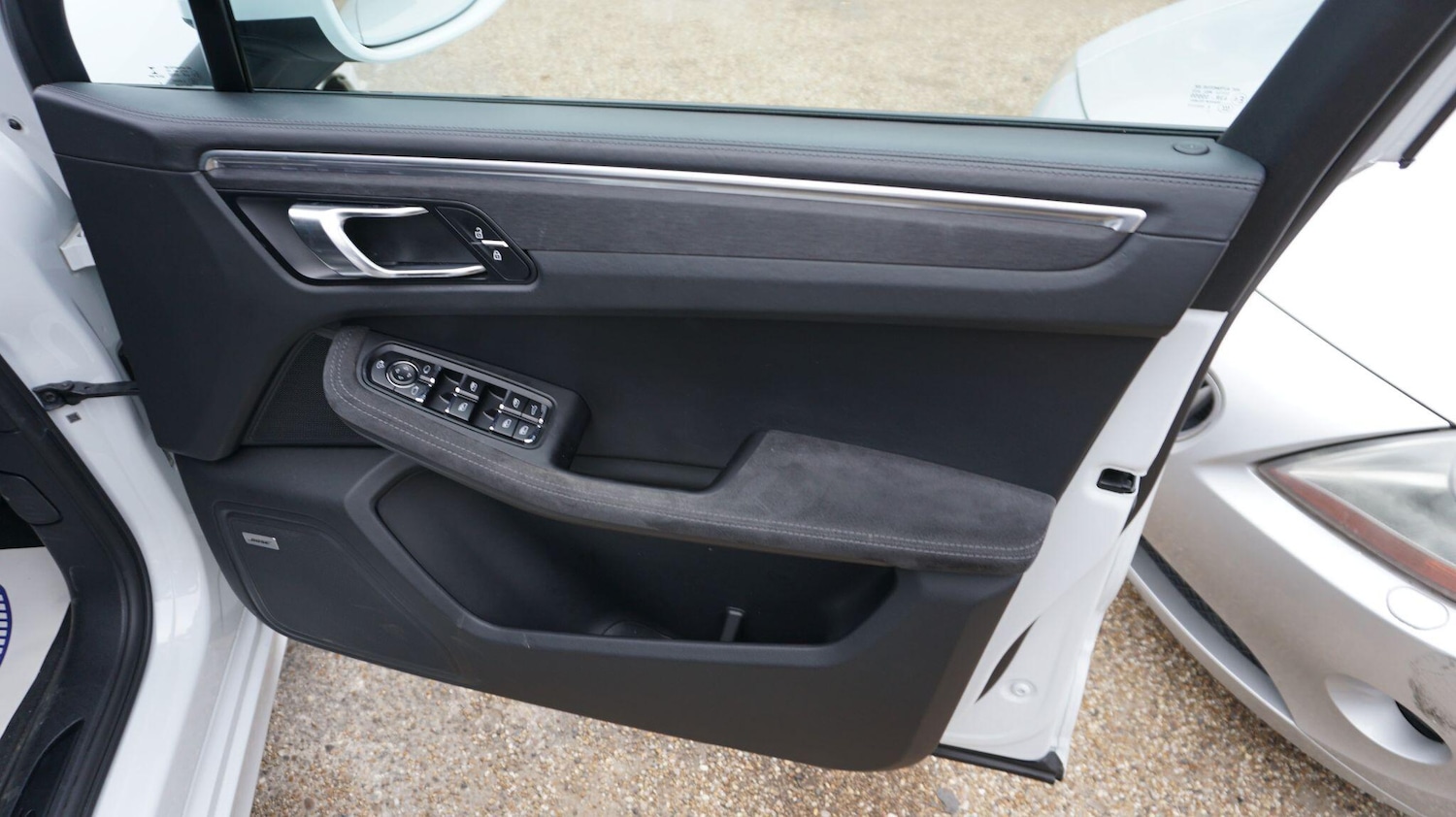 Used Porsche Macan 2021 for sale - 76457423: Photo 17