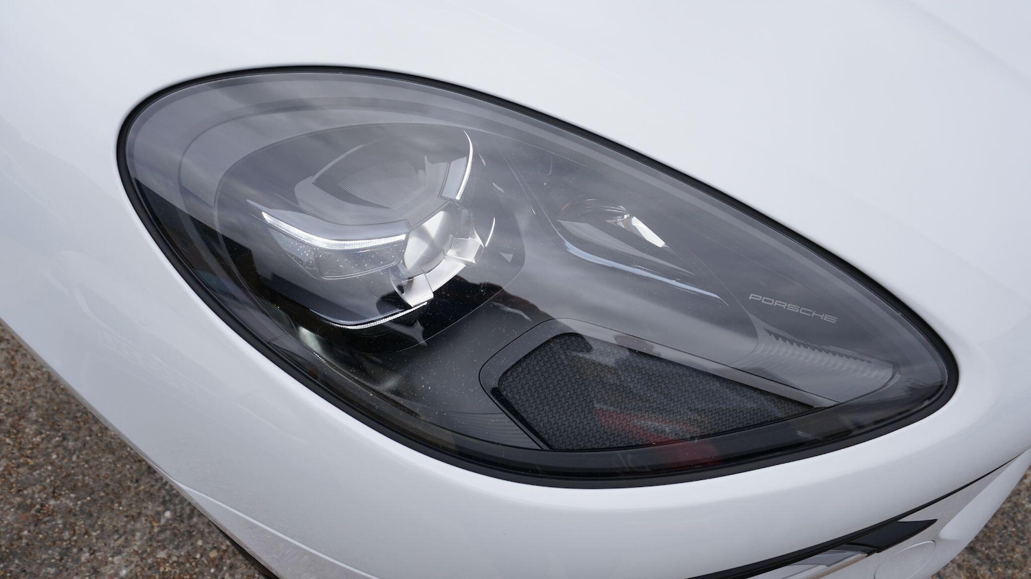 Used Porsche Macan 2021 for sale - 76457423: Photo 34