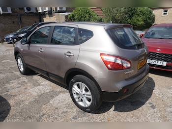 Used Nissan Qashqai 2012 for sale - 79212475: Photo