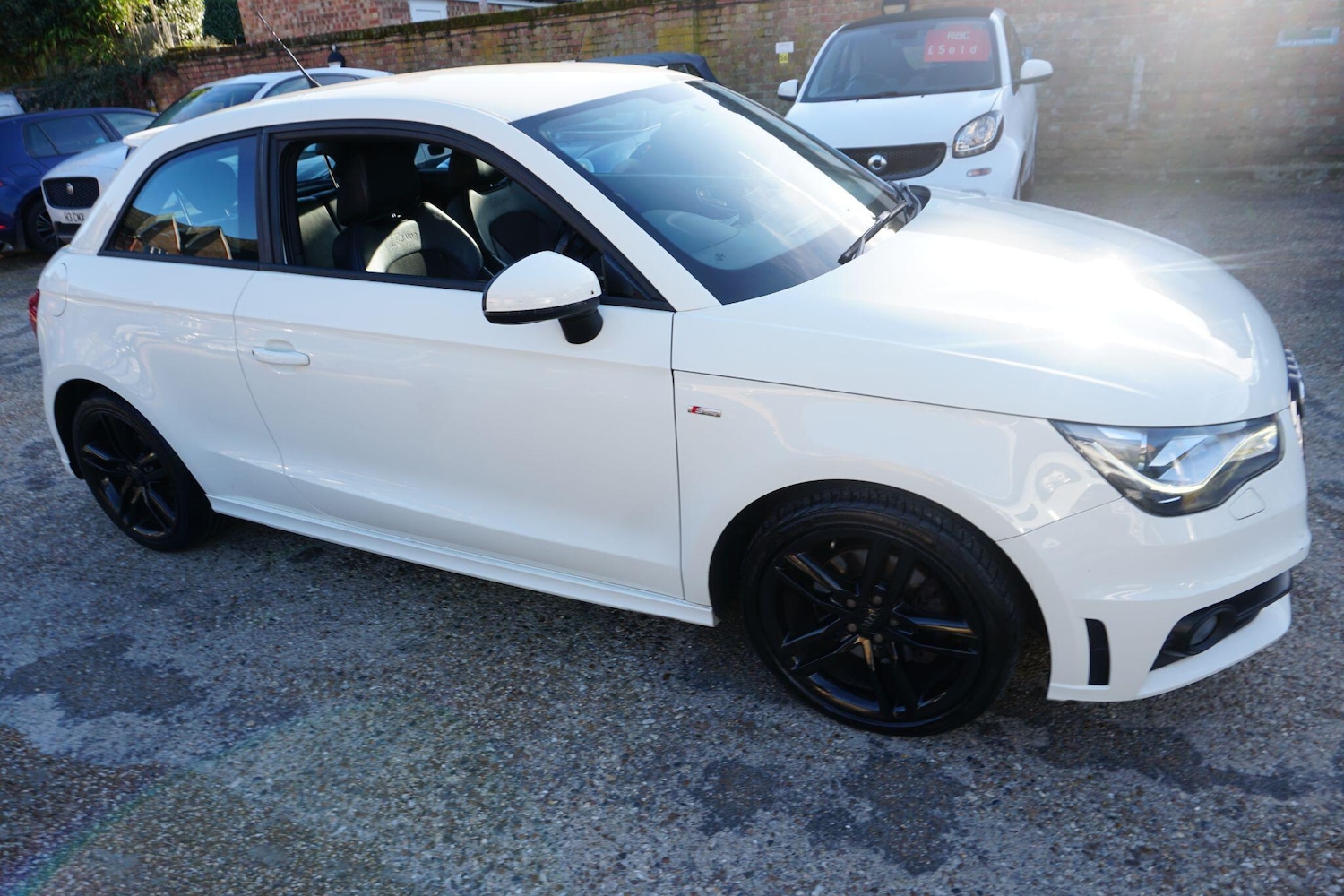 Used Audi A1 2011 for sale - 77724227: Photo 1