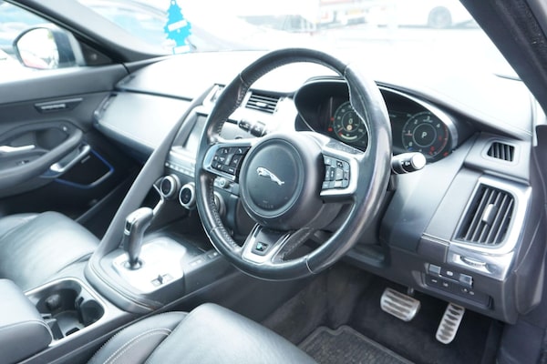 Used Jaguar E-Pace 2018 for sale - 75670144: Photo 21