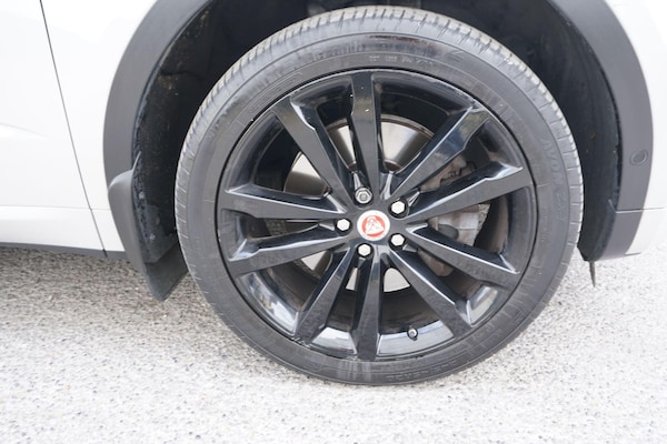Used Jaguar E-Pace 2018 for sale - 75670144: Photo 41