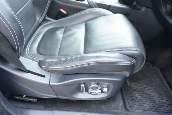 Used Jaguar E-Pace 2018 for sale - 75670144: Photo 59