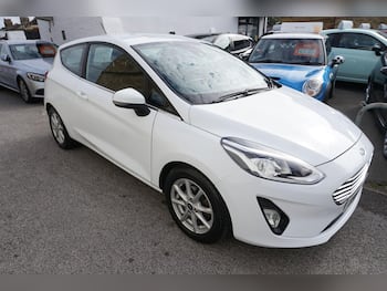 Used Ford Fiesta 2018 for sale - 79808424: Photo