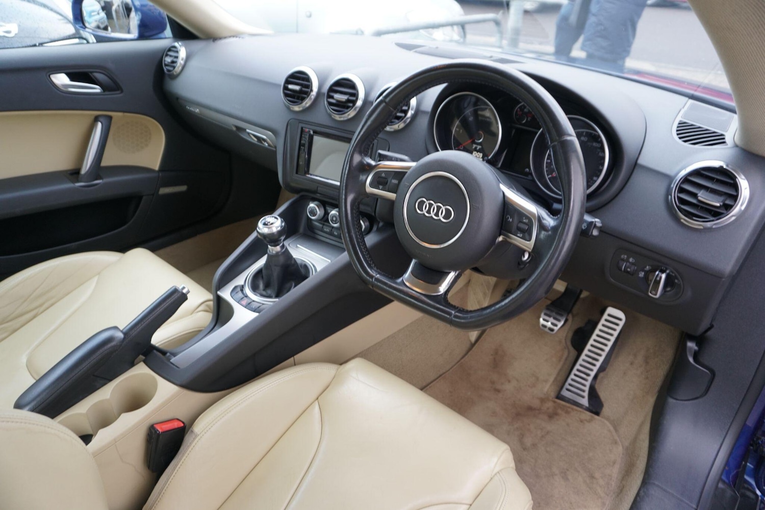 Used Audi TT 2011 for sale - 77440284: Photo 16
