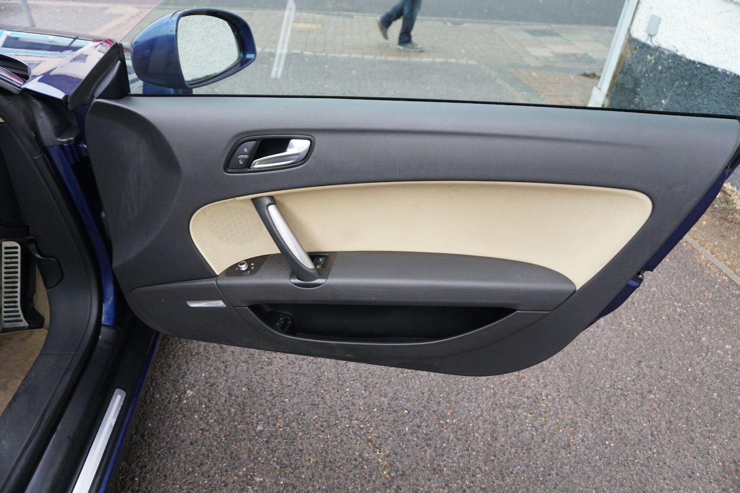 Used Audi TT 2011 for sale - 77440284: Photo 31