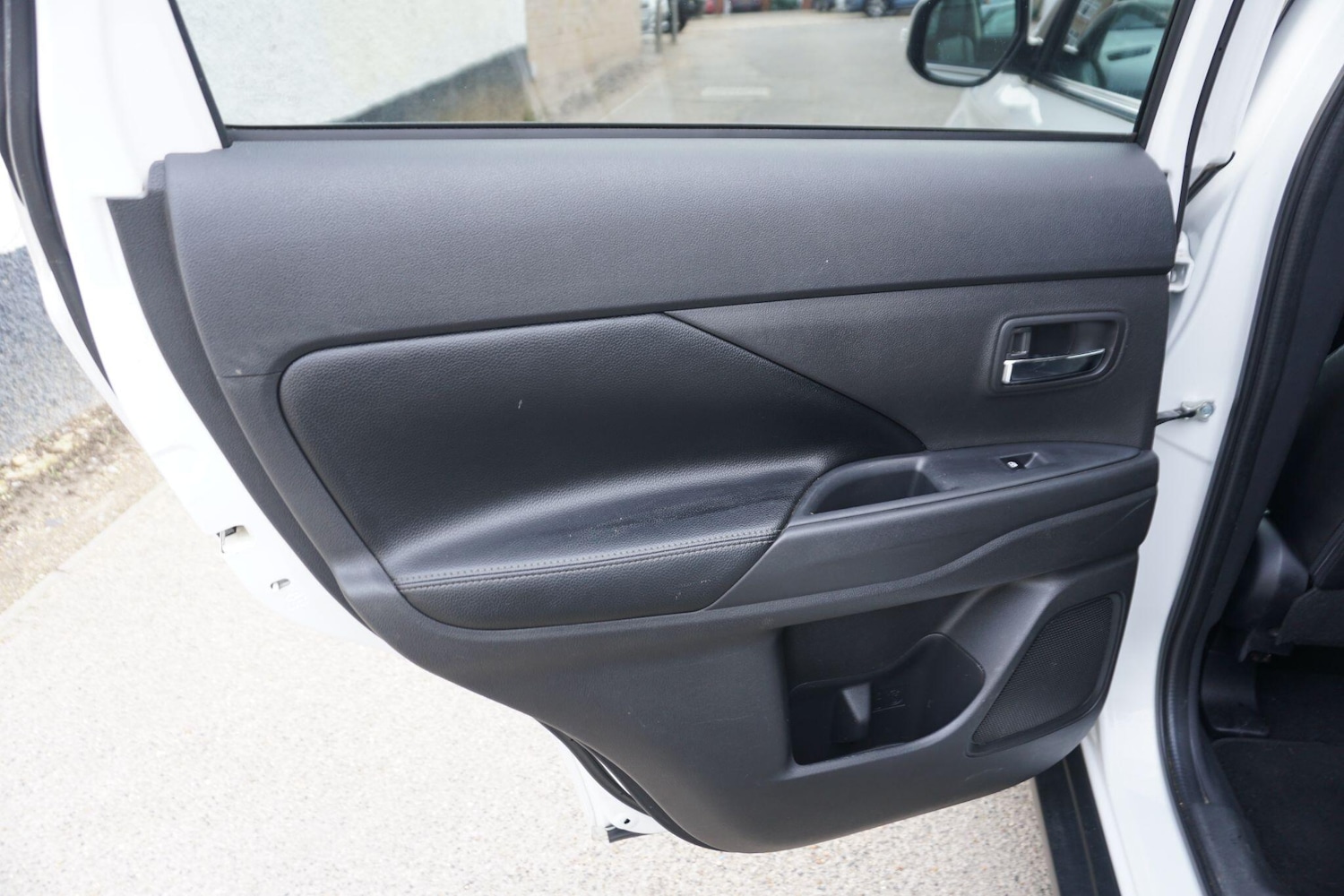 Used Mitsubishi Outlander 2017 for sale - 77598992: Photo 29