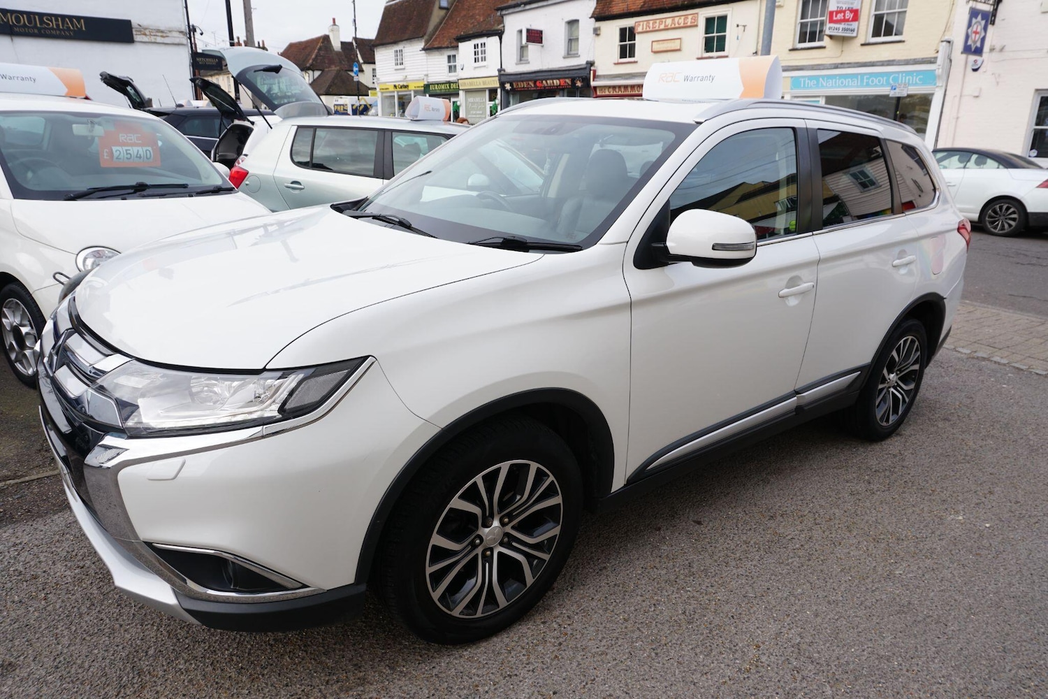 Used Mitsubishi Outlander 2017 for sale - 77598992: Photo 3