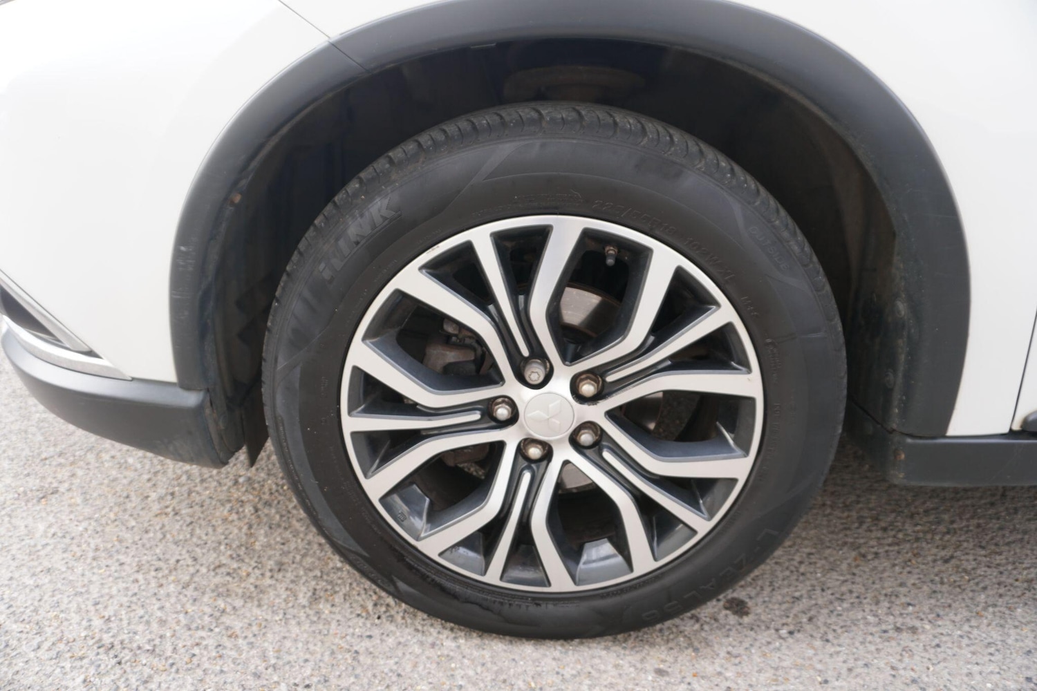 Used Mitsubishi Outlander 2017 for sale - 77598992: Photo 34