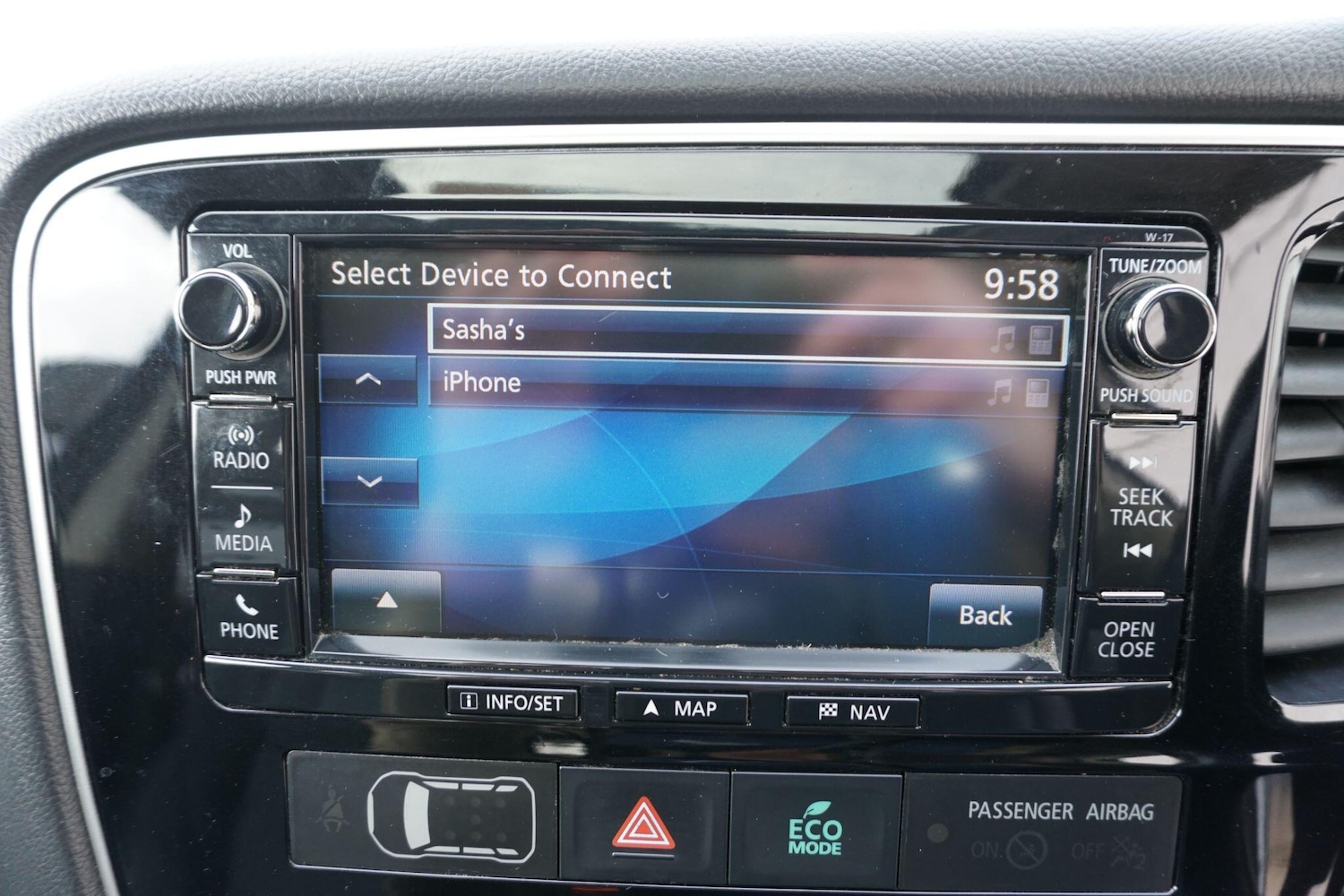 Used Mitsubishi Outlander 2017 for sale - 77598992: Photo 39