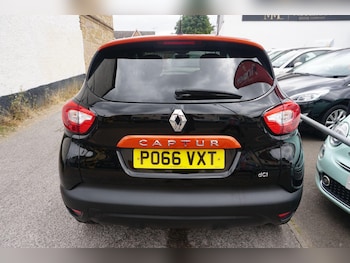Used Renault Captur 2016 for sale - 79291872: Photo