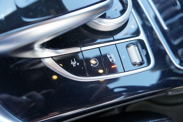 Used Mercedes-Benz C Class 2018 for sale - 75225036: Photo 35