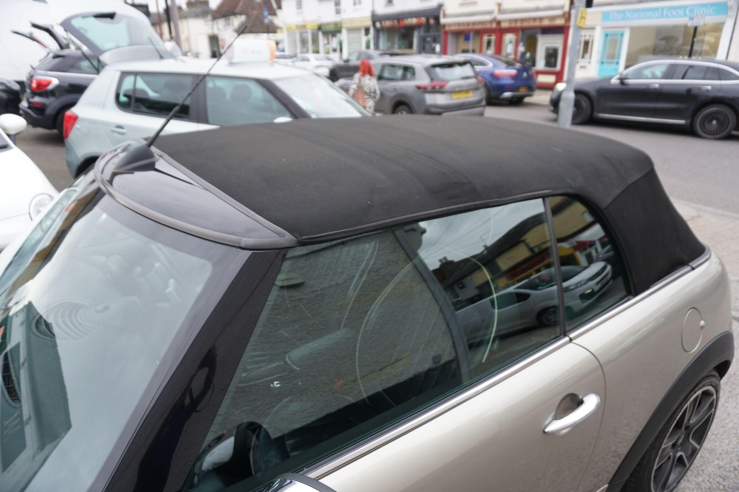 Used MINI Convertible 2009 for sale - 77598089: Photo 46