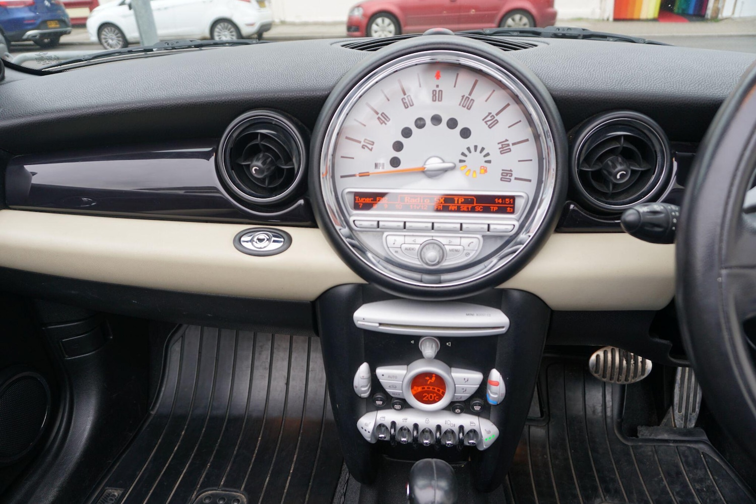 Used MINI Convertible 2009 for sale - 77598089: Photo 62