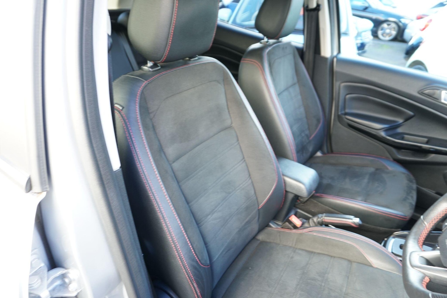 Used Ford Ecosport 2018 for sale - 76659352: Photo 14