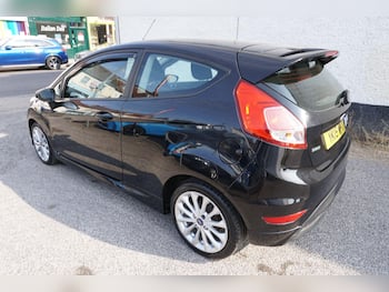 Used Ford Fiesta 2015 for sale - 79509568: Photo
