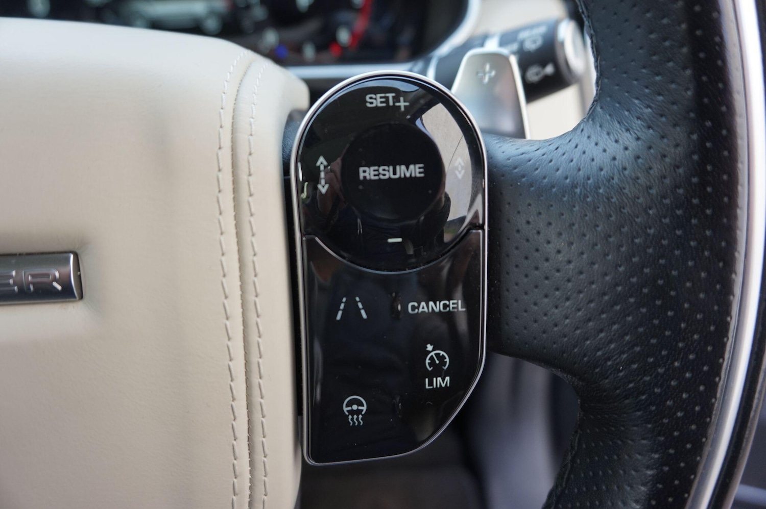 Used Land Rover Range Rover Sport 2018 for sale - 77695839: Photo 22