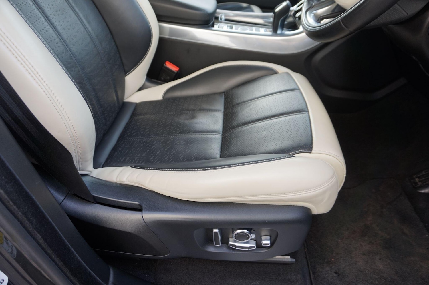 Used Land Rover Range Rover Sport 2018 for sale - 77695839: Photo 52