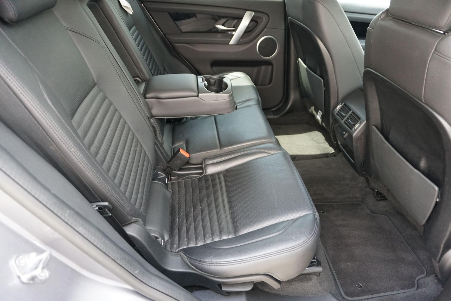 Used Land Rover Discovery Sport 2020 for sale - 76408589: Photo 26