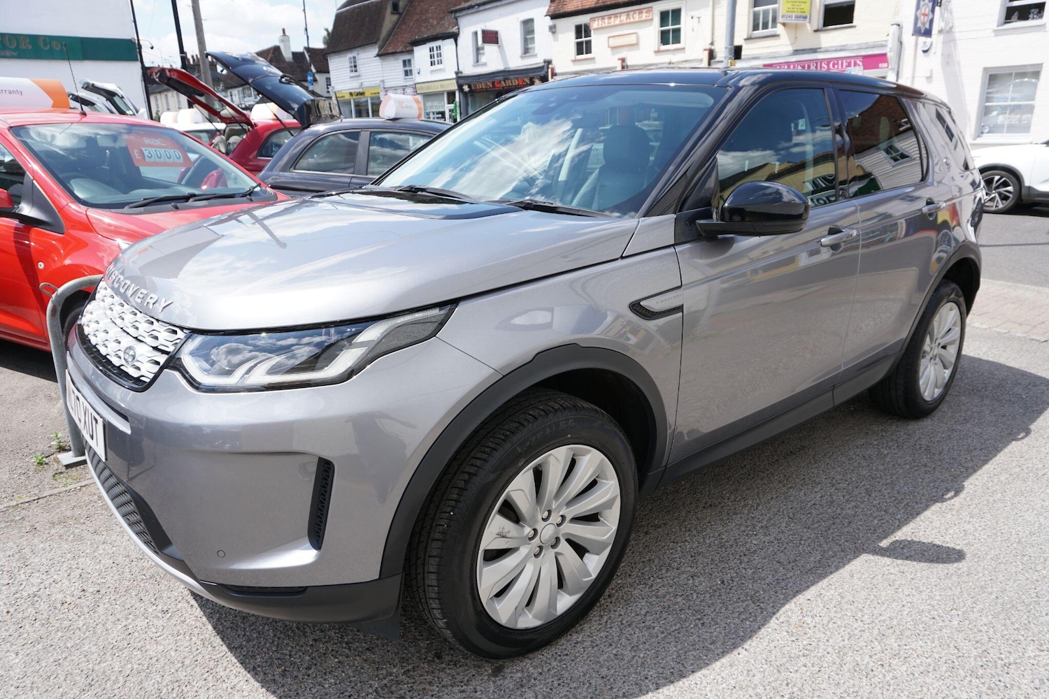 Used Land Rover Discovery Sport 2020 for sale - 76408589: Photo 3