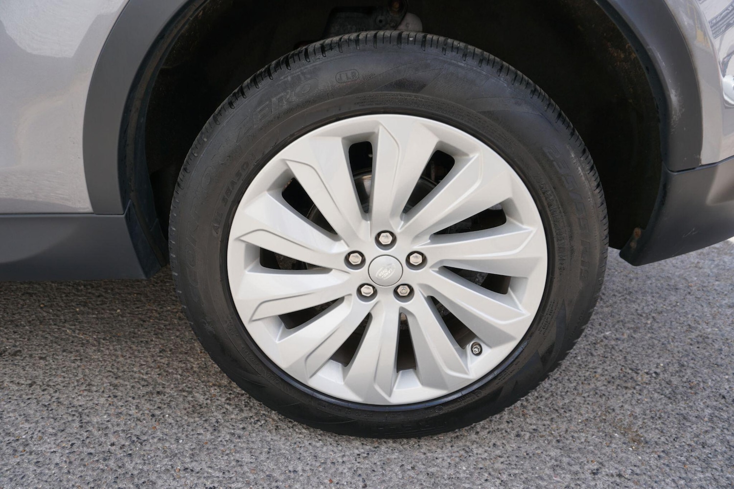 Used Land Rover Discovery Sport 2020 for sale - 76408589: Photo 38