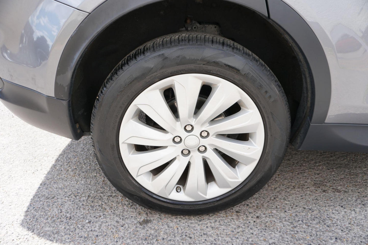 Used Land Rover Discovery Sport 2020 for sale - 76408589: Photo 40