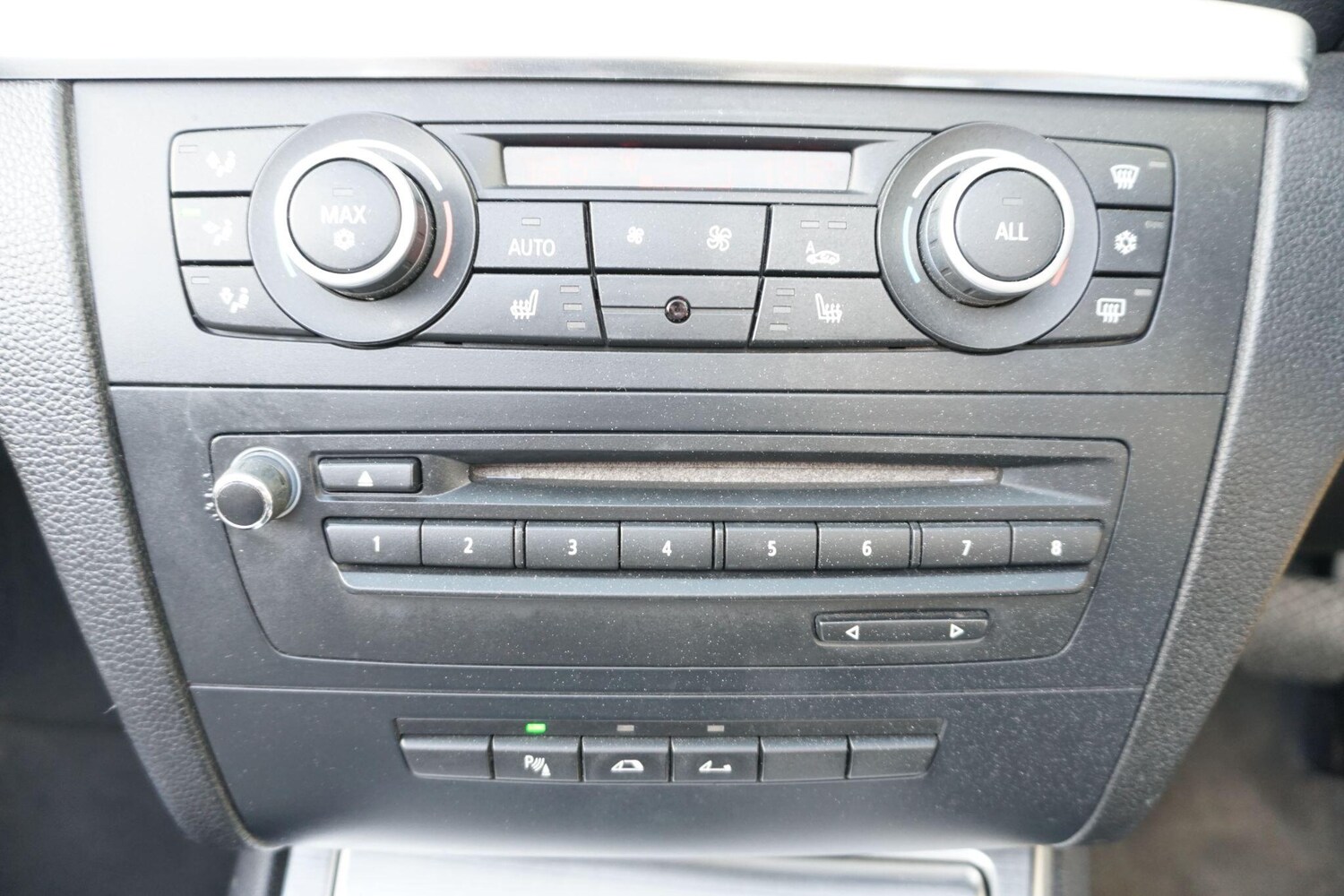 Used BMW 1 Series 2011 for sale - 77400500: Photo 32