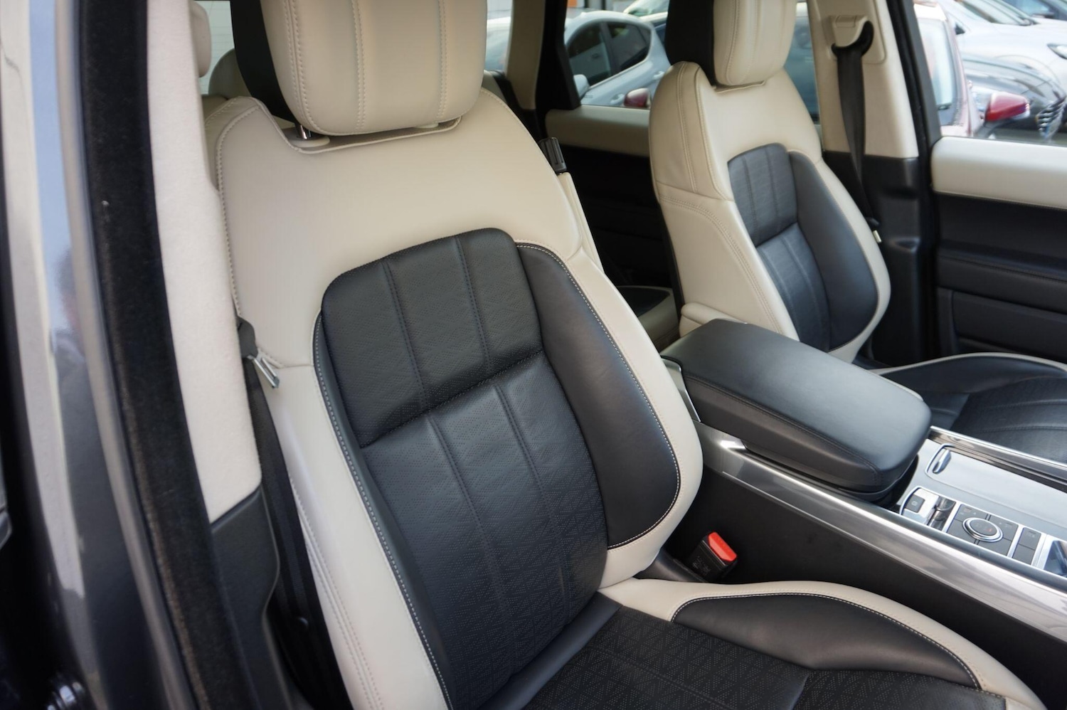 Used Land Rover Range Rover Sport 2018 for sale - 76992031: Photo 15