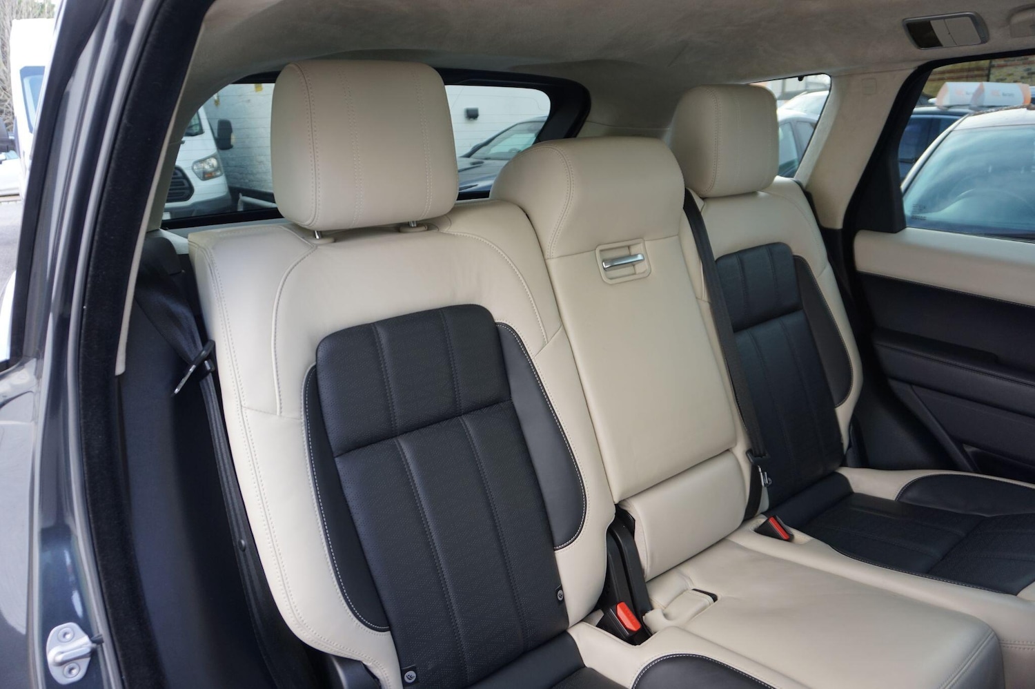 Used Land Rover Range Rover Sport 2018 for sale - 76992031: Photo 18