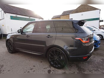 Used Land Rover Range Rover Sport 2018 for sale - 76992031: Photo