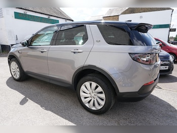 Used Land Rover Discovery Sport 2020 for sale - 76584929: Photo