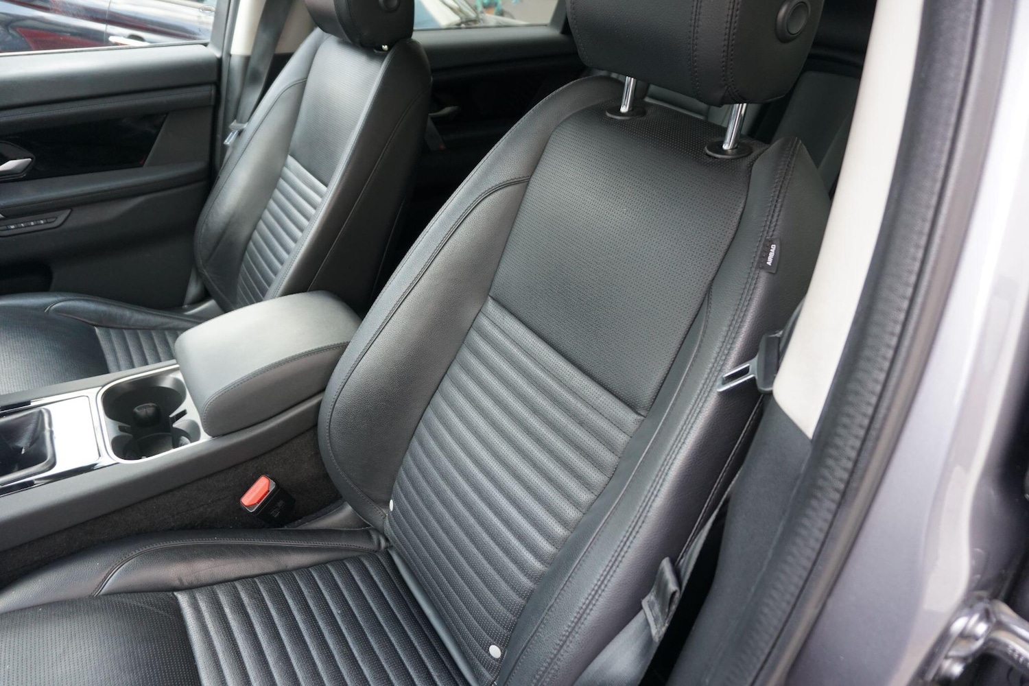 Used Land Rover Discovery Sport 2020 for sale - 76584929: Photo 60