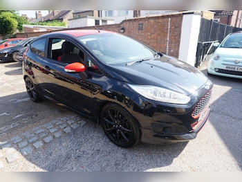 Used Ford Fiesta 2015 for sale - 79236908: Photo