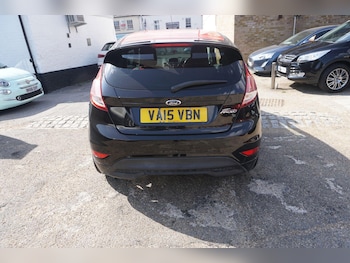 Used Ford Fiesta 2015 for sale - 79236908: Photo