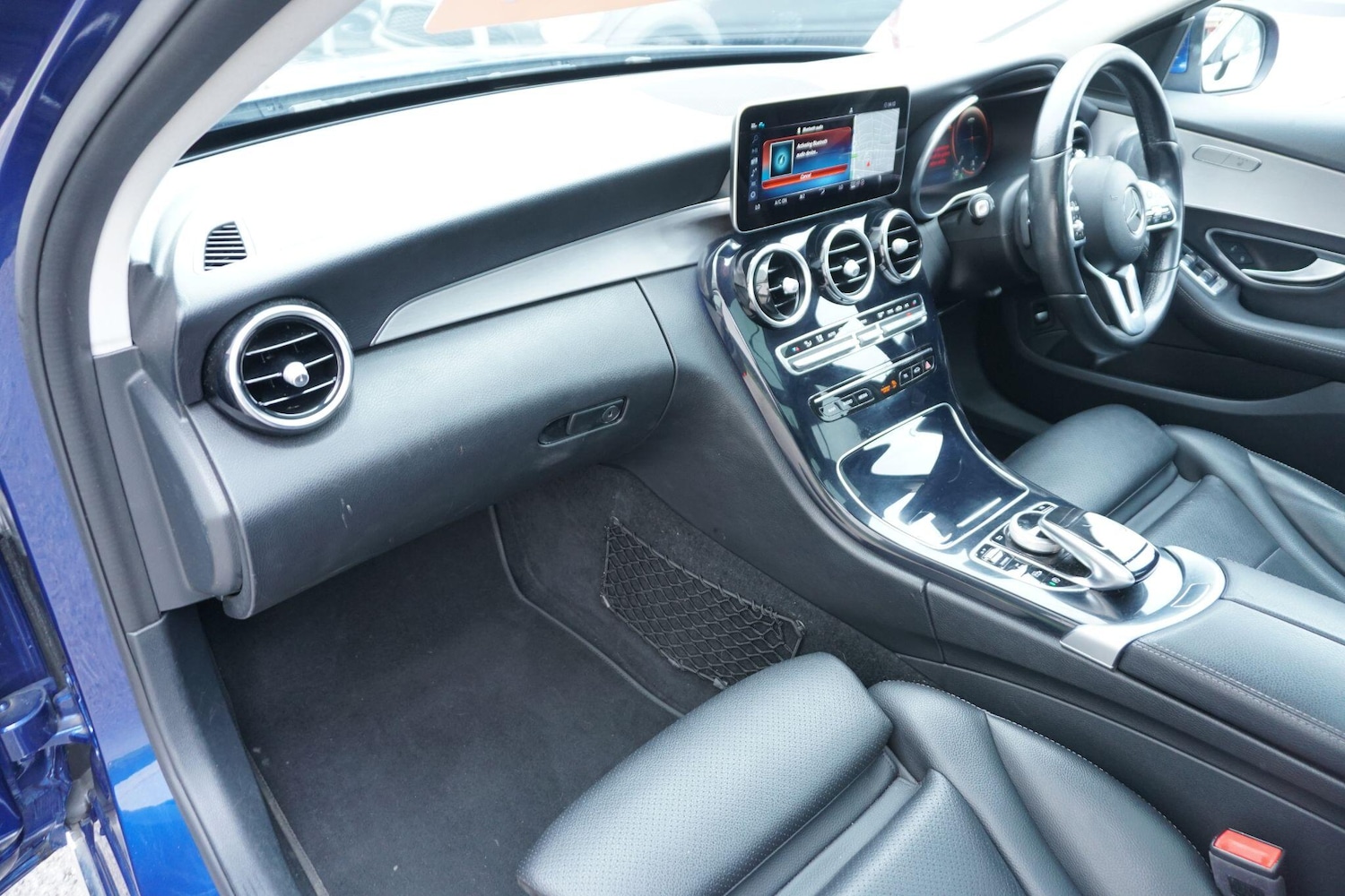 Used Mercedes-Benz C Class 2019 for sale - 76247664: Photo 17