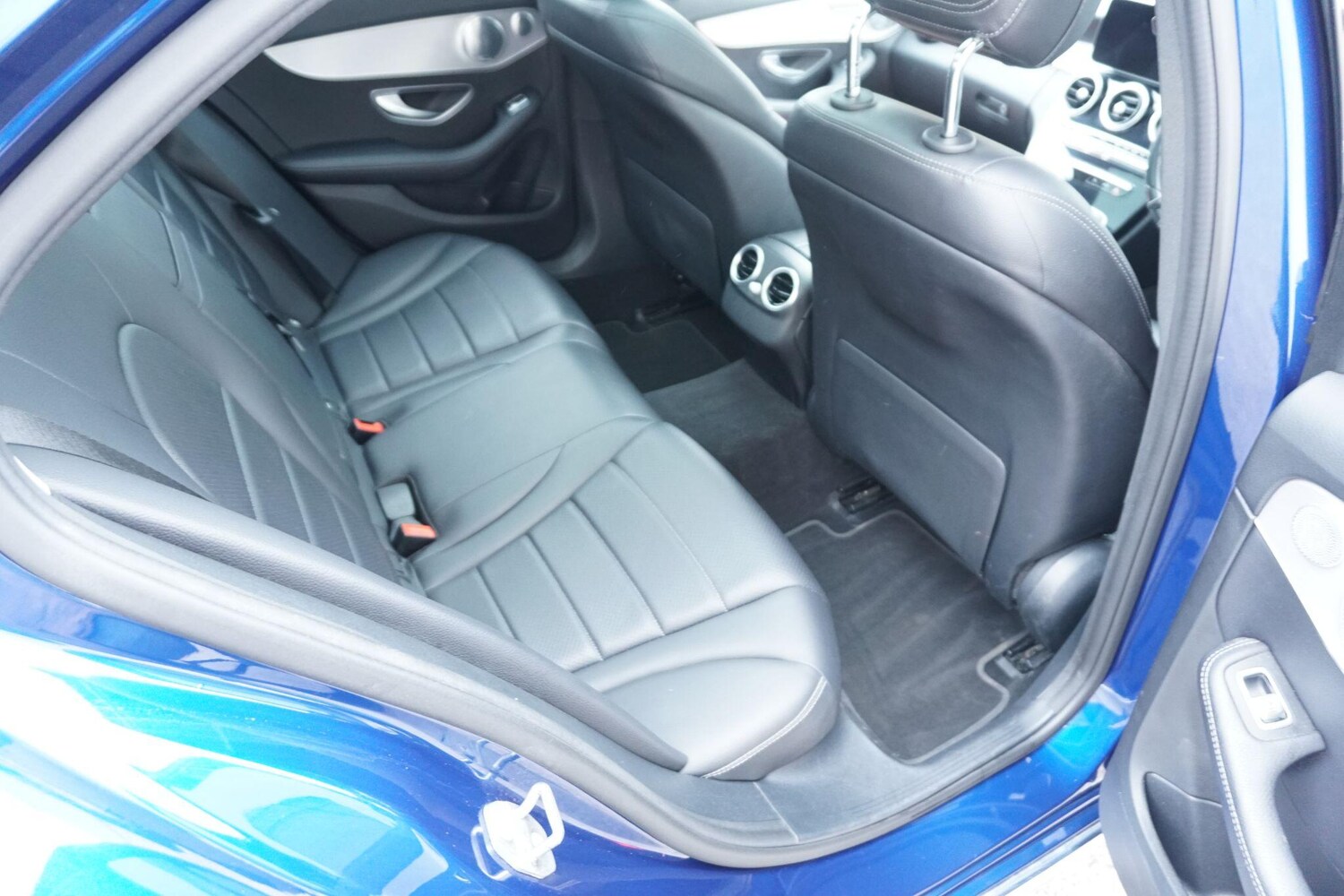 Used Mercedes-Benz C Class 2019 for sale - 76247664: Photo 20