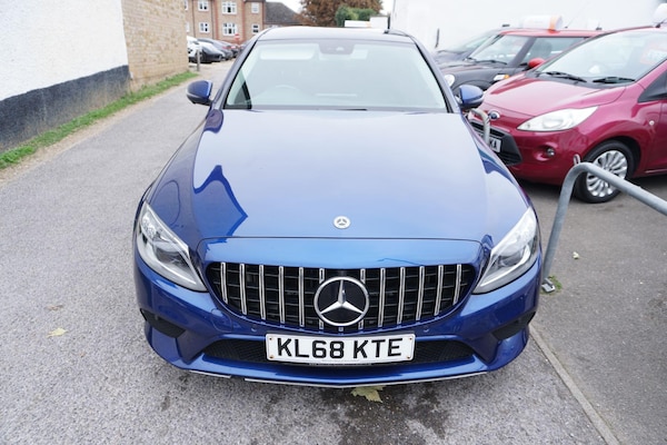 Used Mercedes-Benz C Class 2019 for sale - 76247664: Photo 2