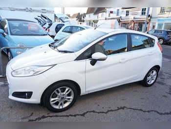 Used Ford Fiesta 2015 for sale - 76855886: Photo