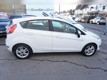 Used Ford Fiesta 2015 for sale - 76855886: Photo