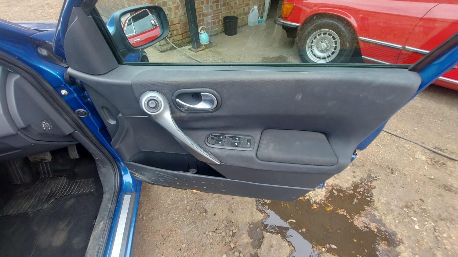 Used Renault Megane 2006 for sale - 76793553: Photo 15